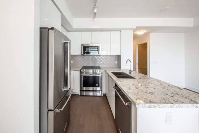 30 Condominium Building #1218 - Photo 2 of 18