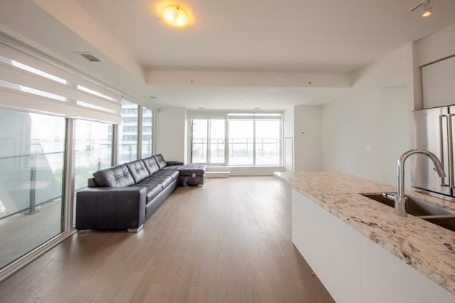 30 Condominium Building #1218 - Photo 5 of 18