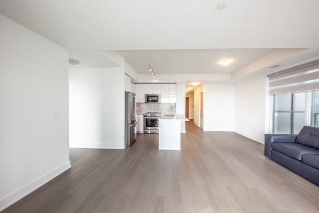 30 Condominium Building #1218 - Photo 7 of 18