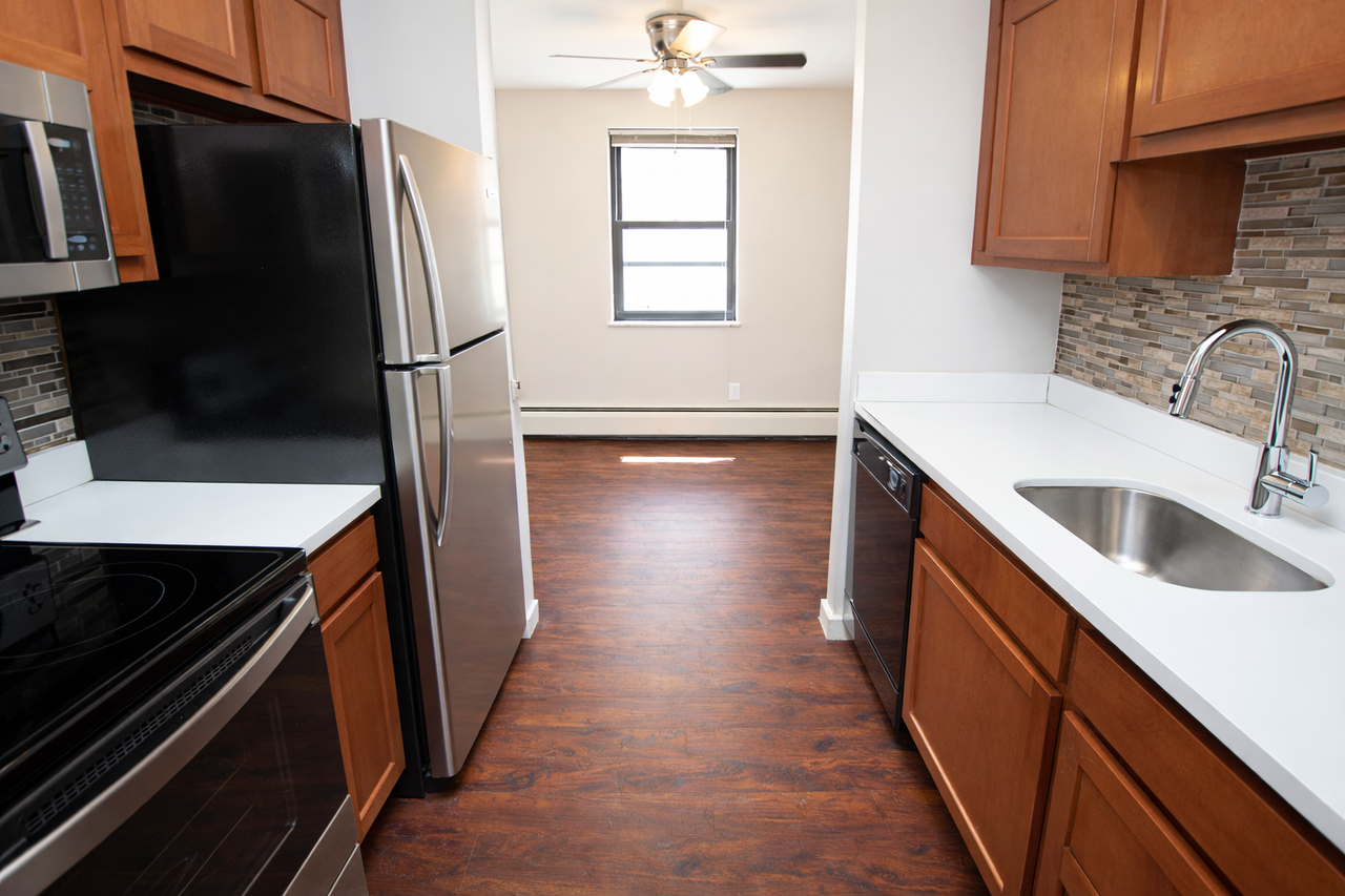 513 NORTH NEVILLE STREETAPT A-6 #A6 - Photo 3 of 13