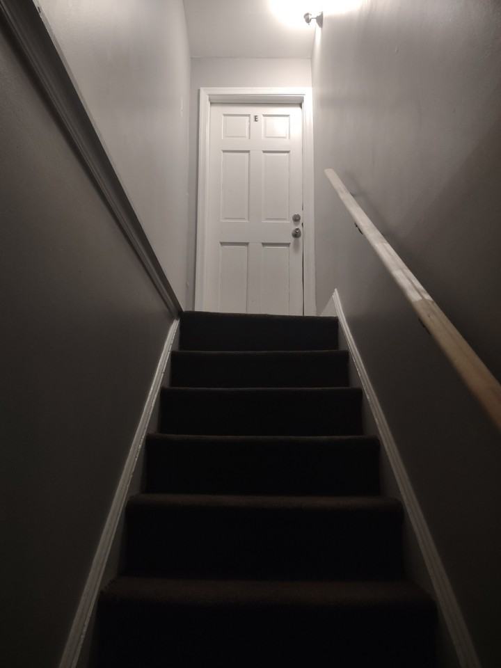 511 W 4th St #E - Photo 2 of 8