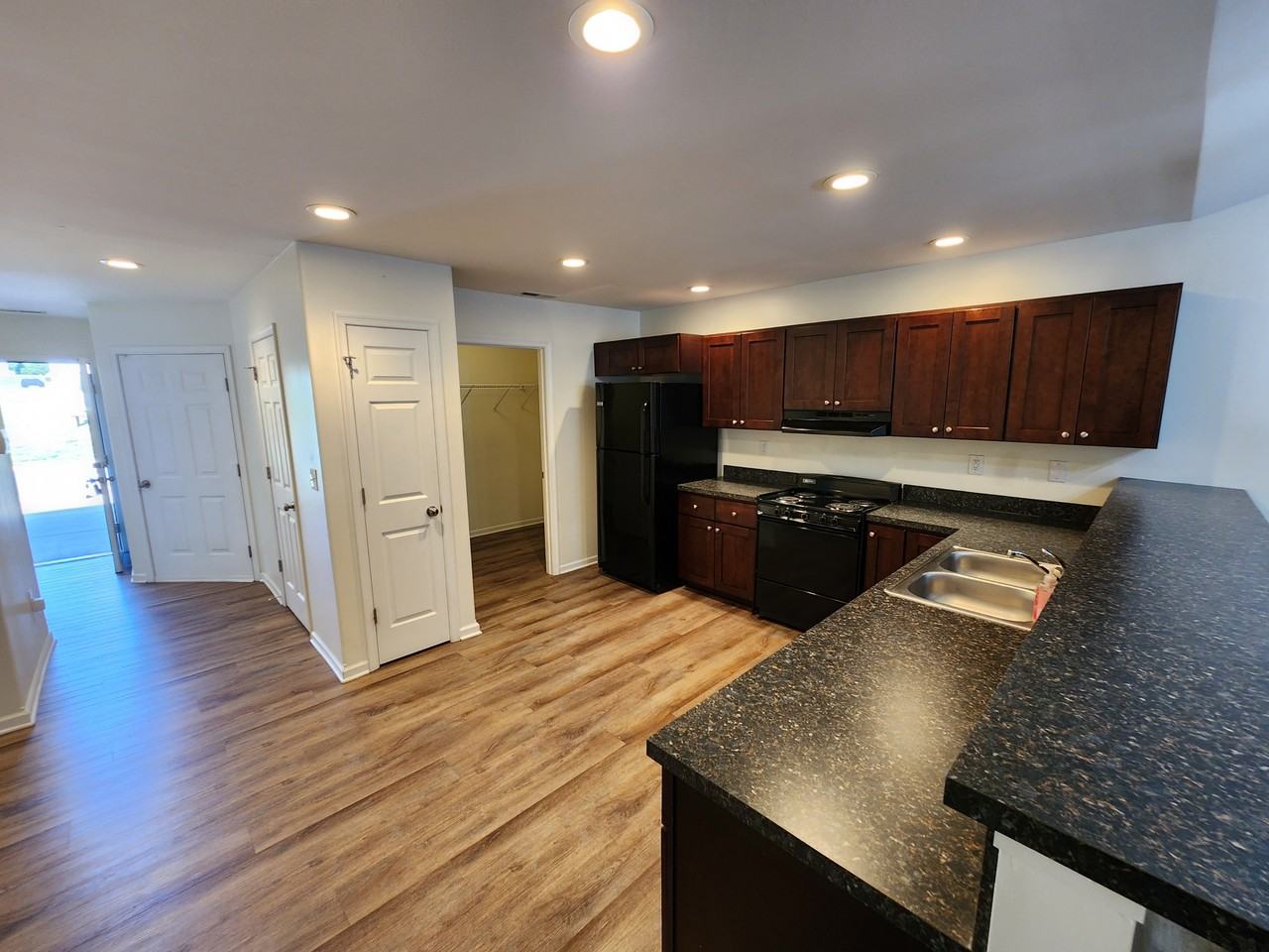 38 Micah Ct #1 - Photo 6 of 16