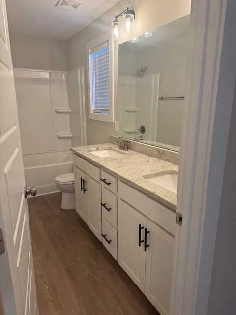 Barry Dr #467 - Photo 2 of 7