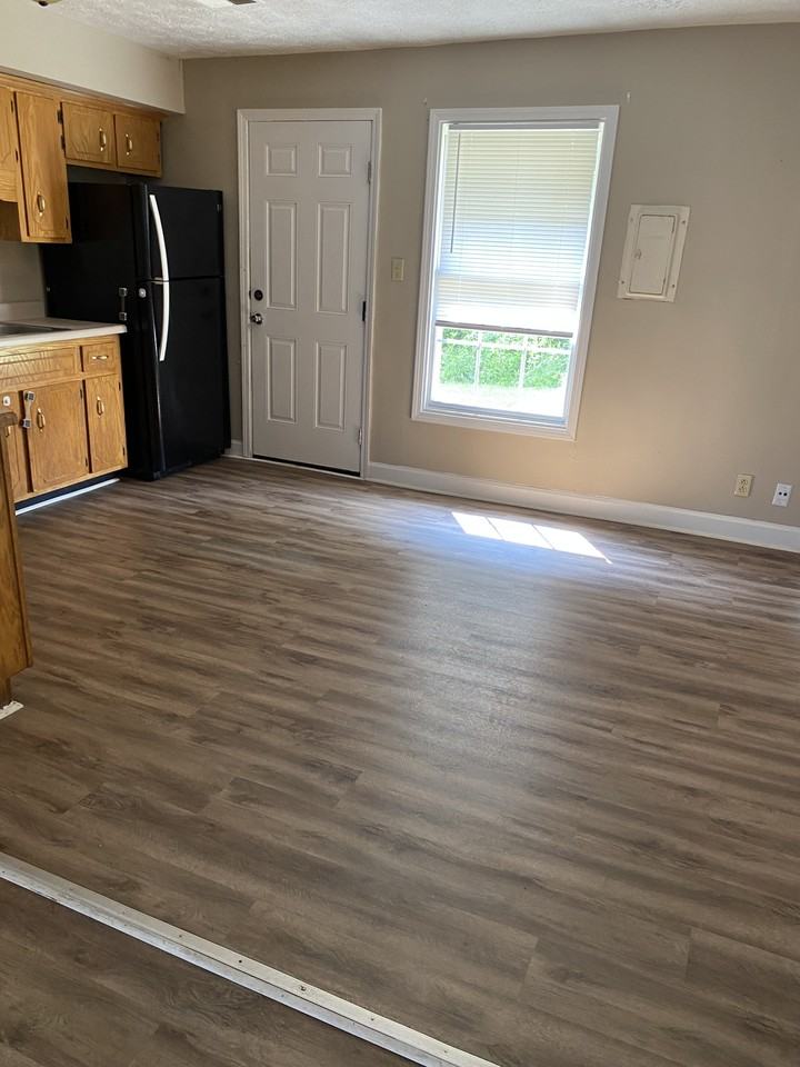 307 Belew St #1 - Photo 4 of 13