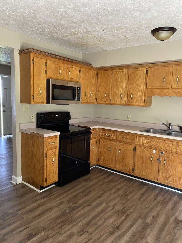 307 Belew St #1 - Photo 6 of 13