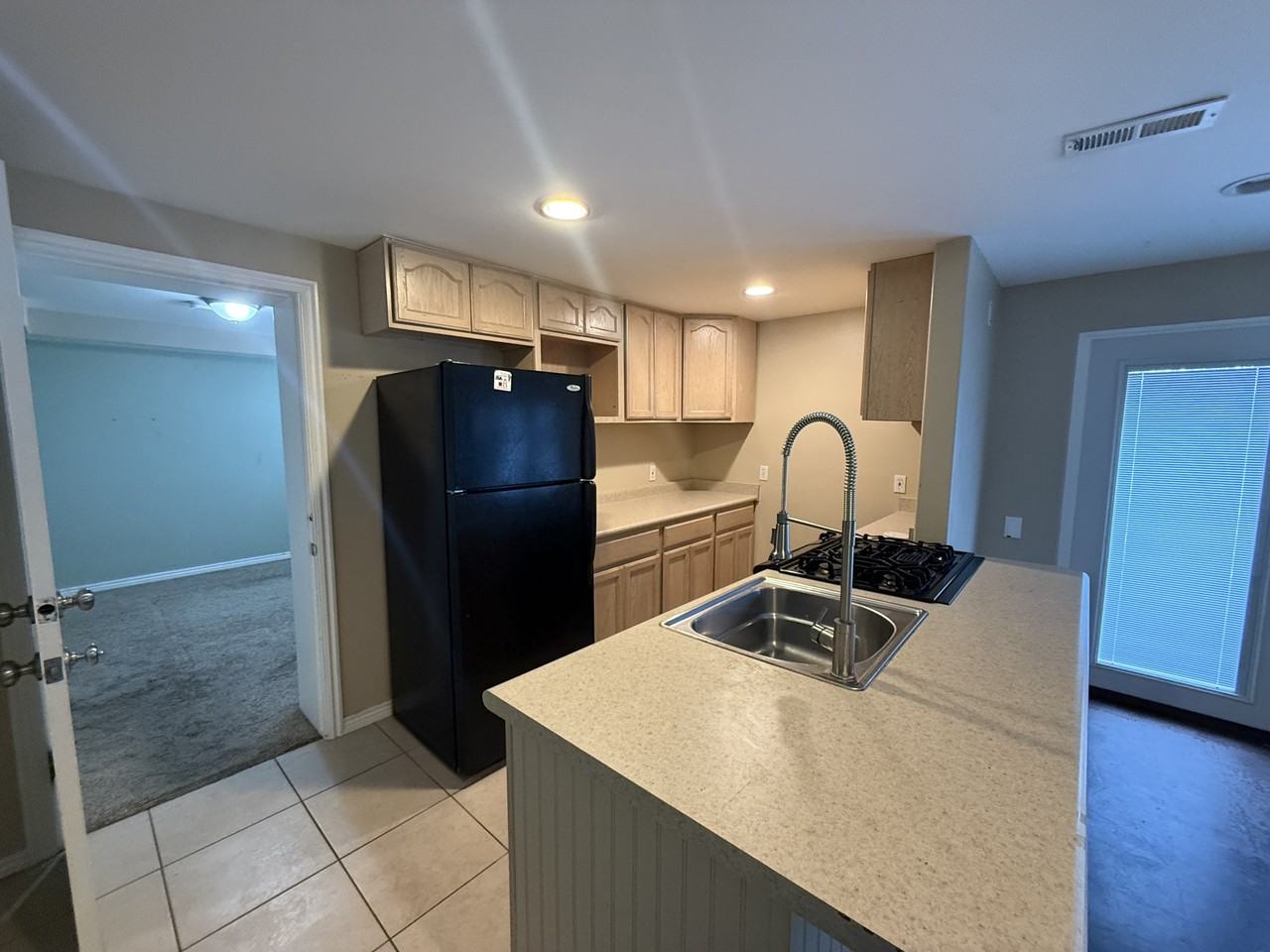 1645 Parkway AvenueUnit B #1645B - Photo 4 of 10