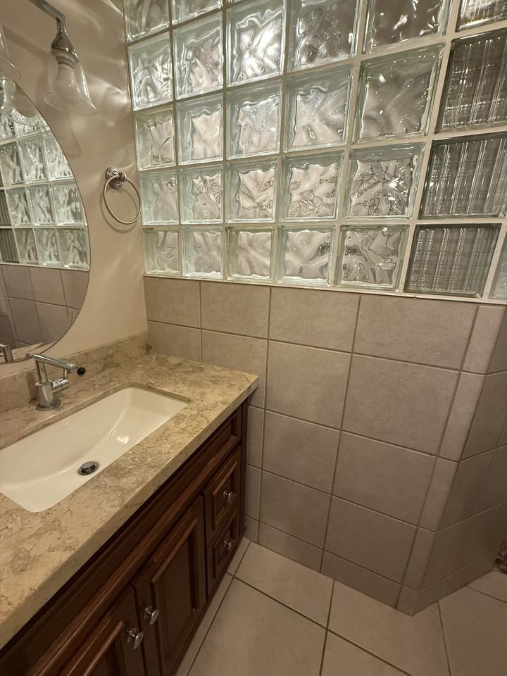 1645 Parkway AvenueUnit B #1645B - Photo 5 of 10