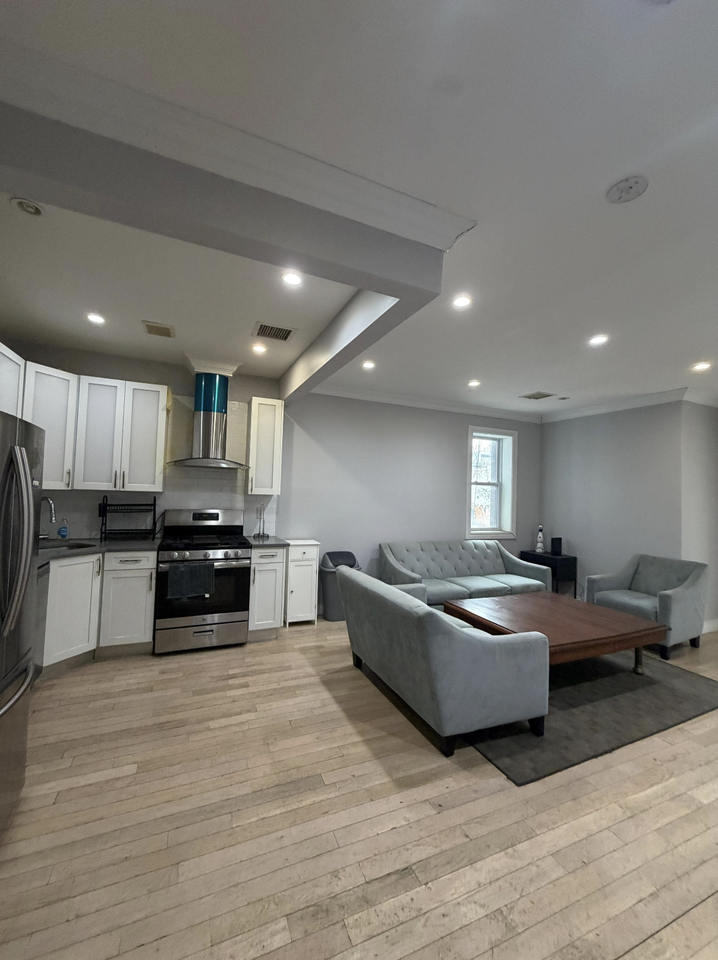 37 De Sales Place #2 - Photo 6 of 16