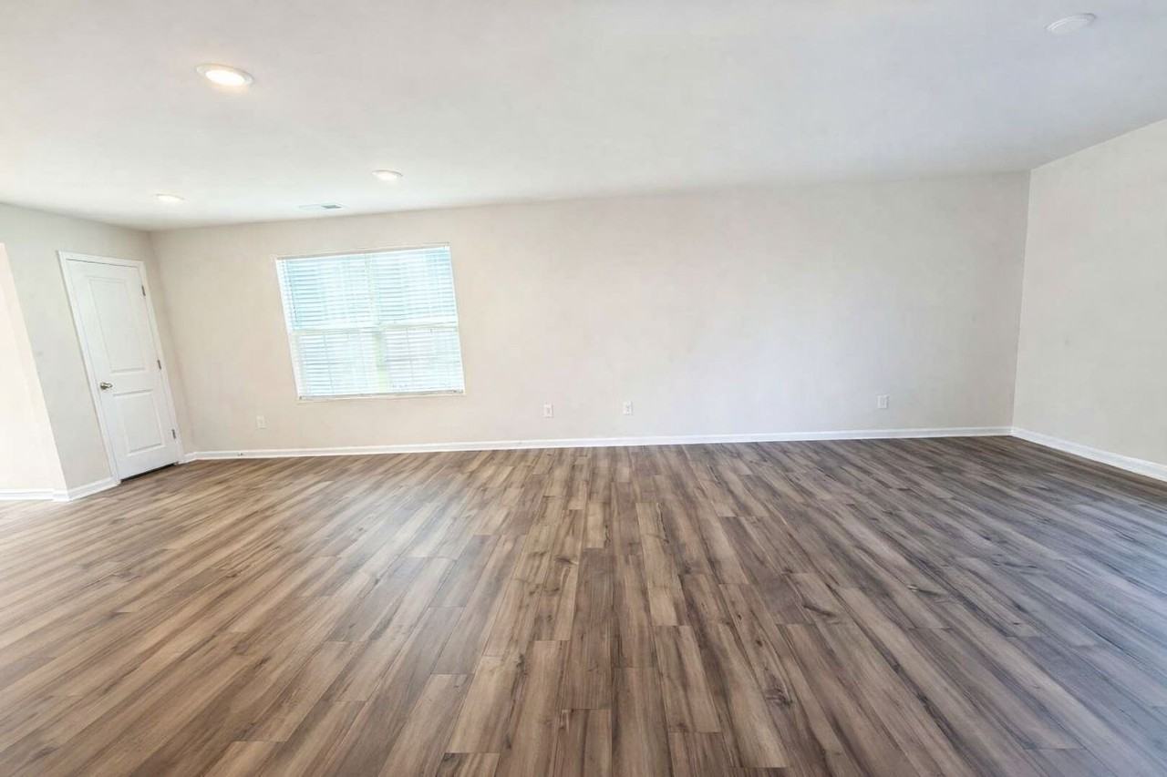 193 Brentwood Dr #1 - Photo 7 of 39