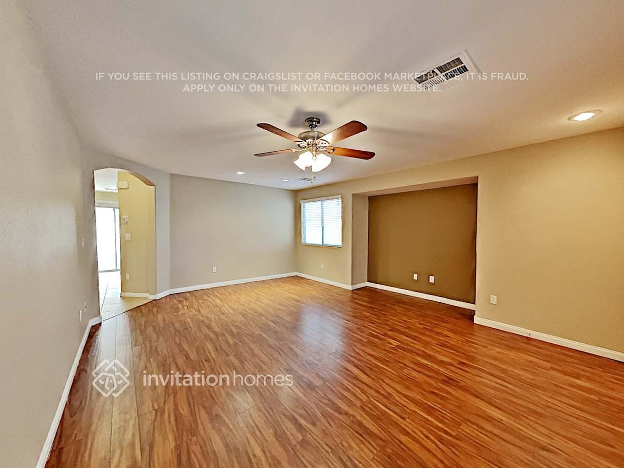 9180 Giardino Villa St - Photo 5 of 20