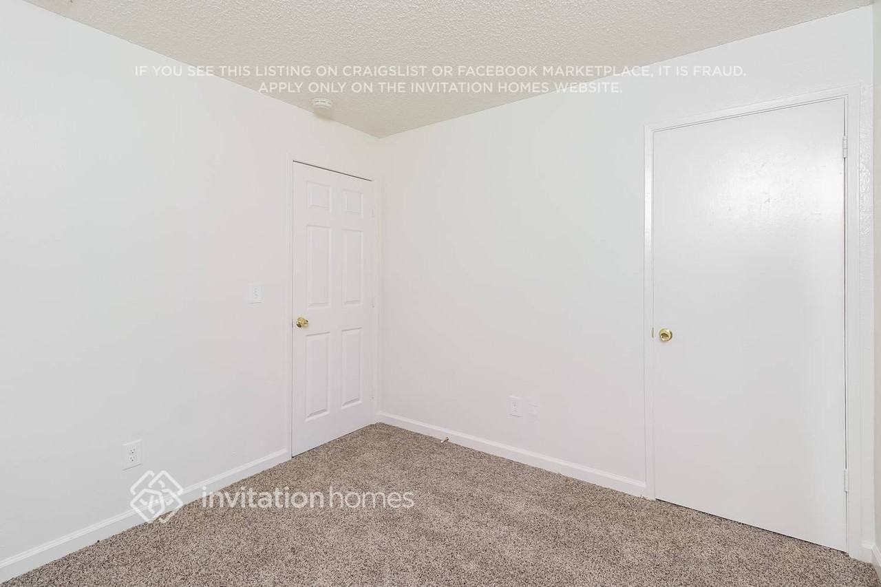 10720 Paiute Way - Photo 7 of 14