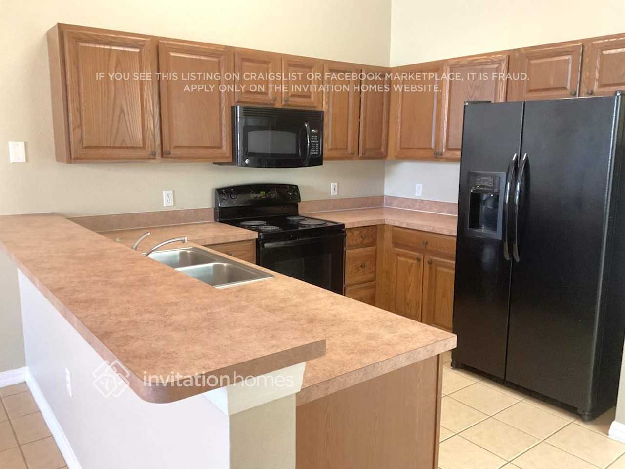 4631 Cumbrian Lakes Dr - Photo 5 of 15