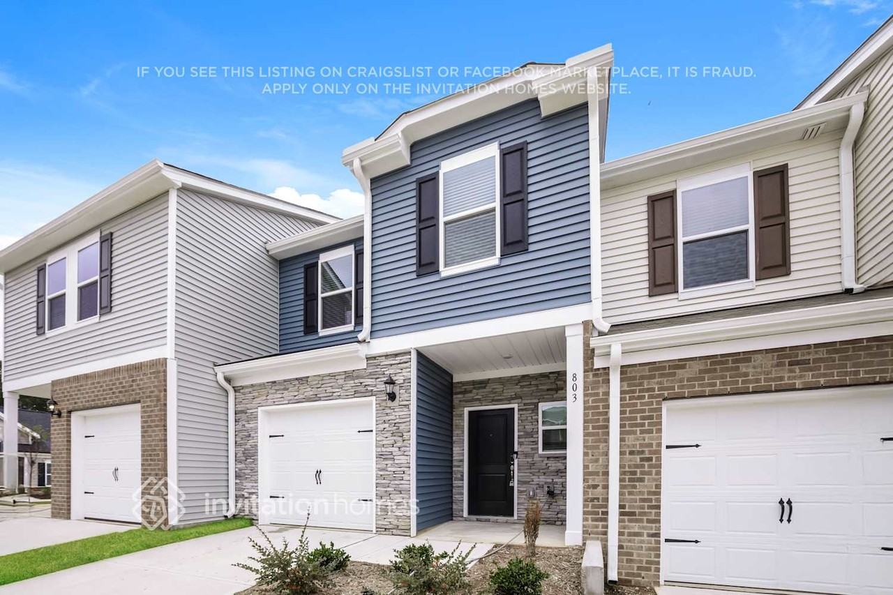 803 Holiday Park Ln - Photo 4 of 19