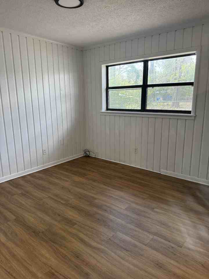 1000 Fairlane Dr #1 - Photo 6 of 28