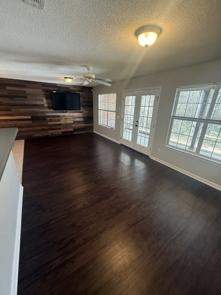 115 Creek Ln #1 - Photo 6 of 16