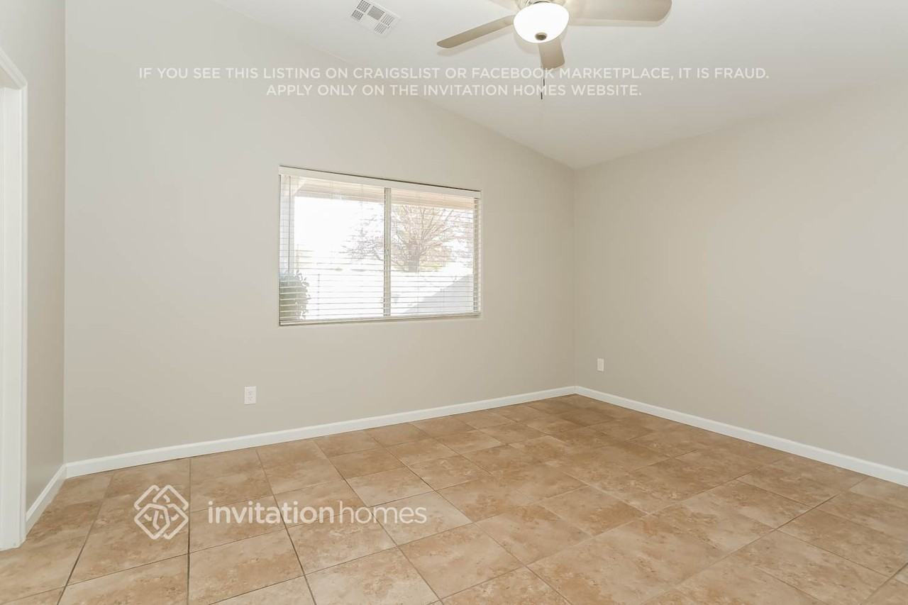 5608 Raven Creek Ave - Photo 6 of 15