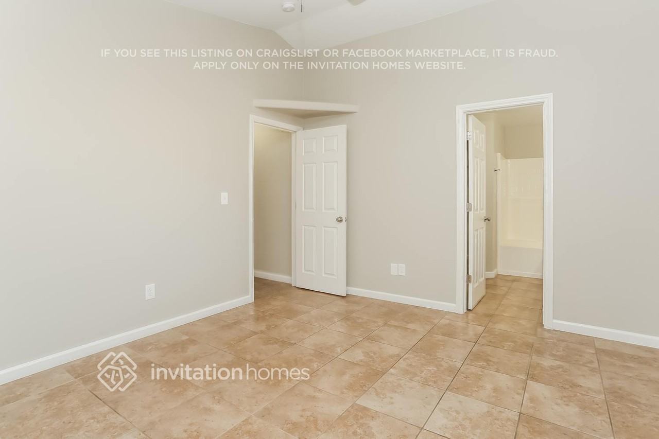 5608 Raven Creek Ave - Photo 7 of 15