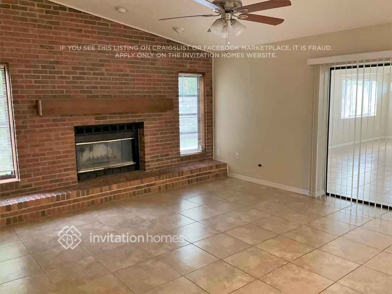 1827 76th St W - Photo 2 of 10