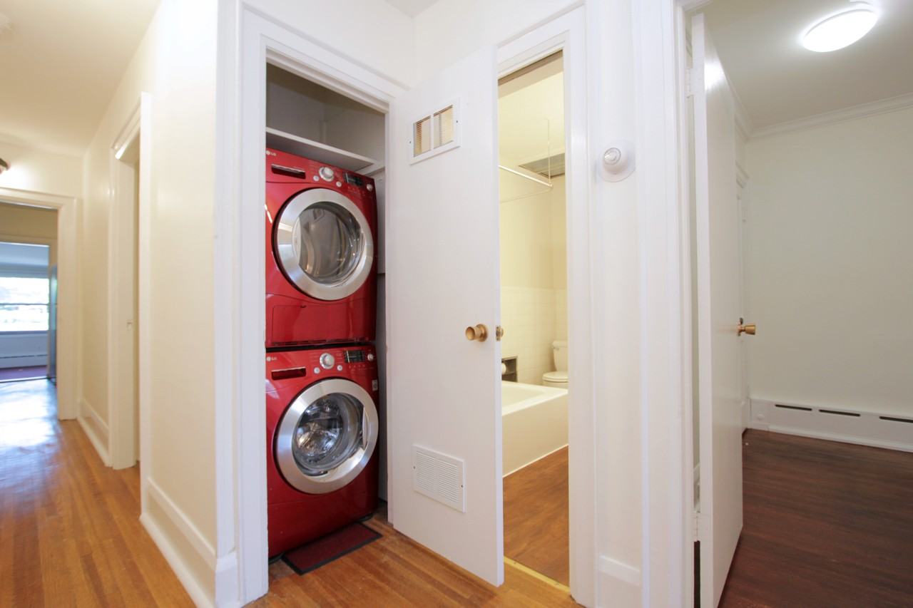 Bayview Ave & Millwood Rd - Photo 2 of 17