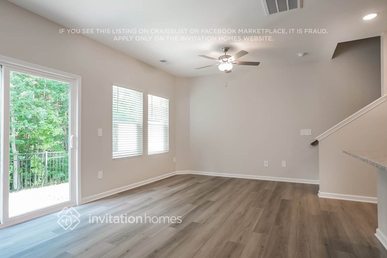 810 Holiday Park Ln - Photo 6 of 19