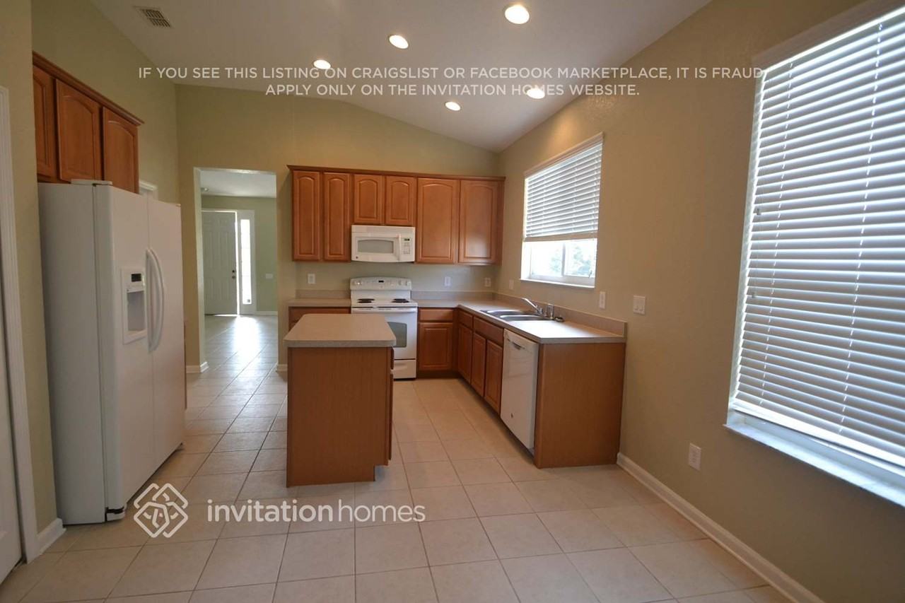 2197 Granger Ave - Photo 5 of 14