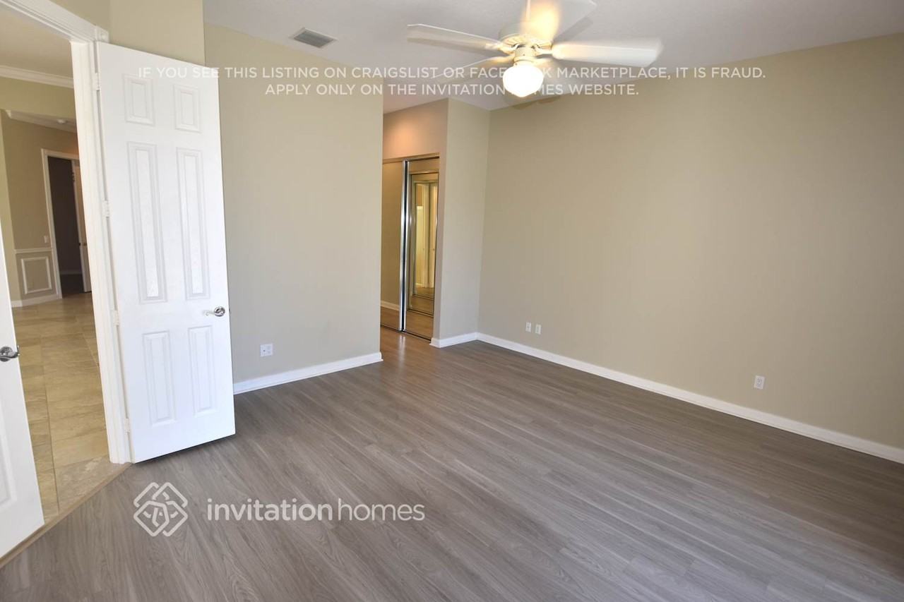 8233 Pine Cay Rd - Photo 5 of 11