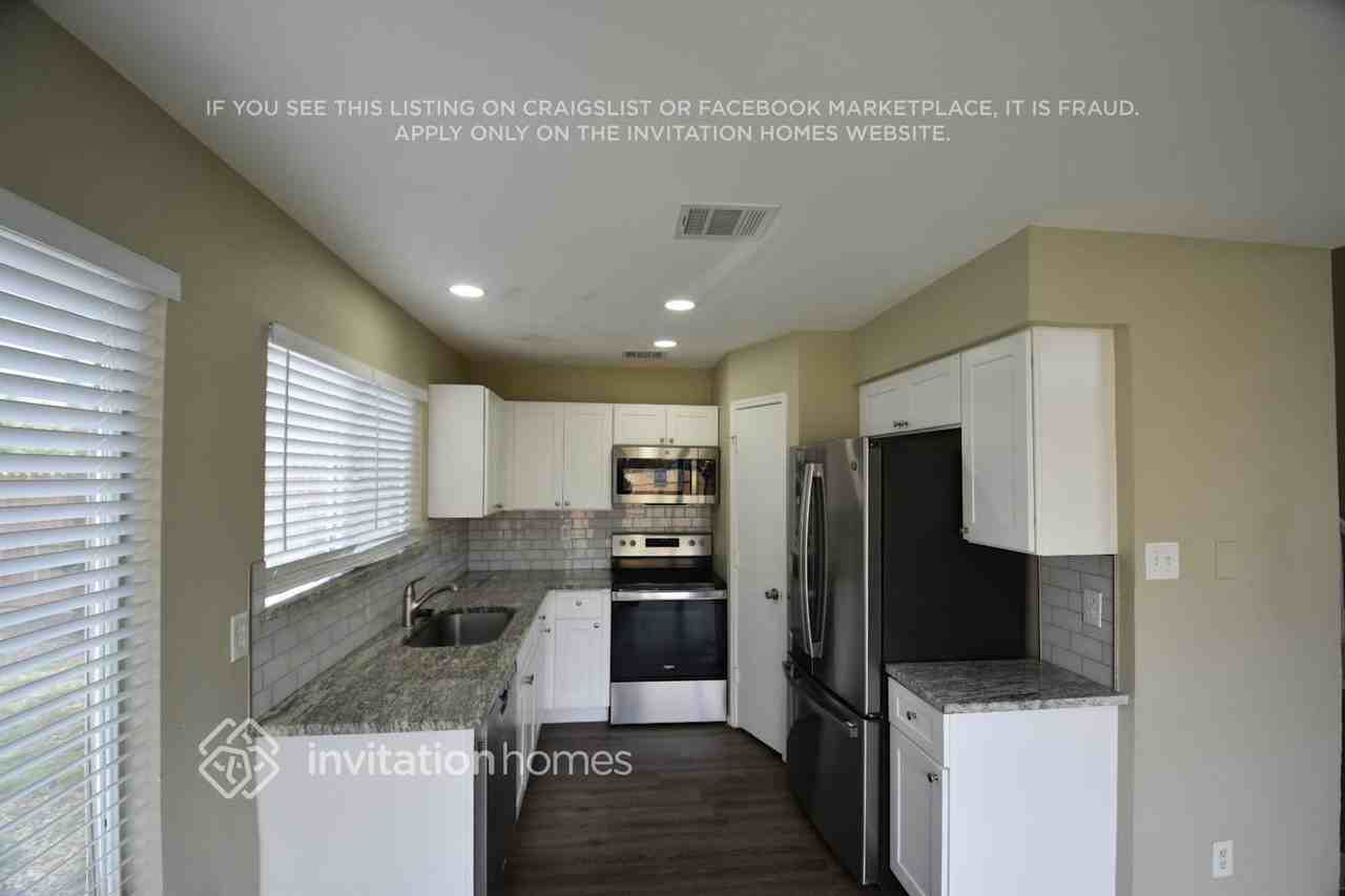 8529 Ohara Ln - Photo 7 of 23