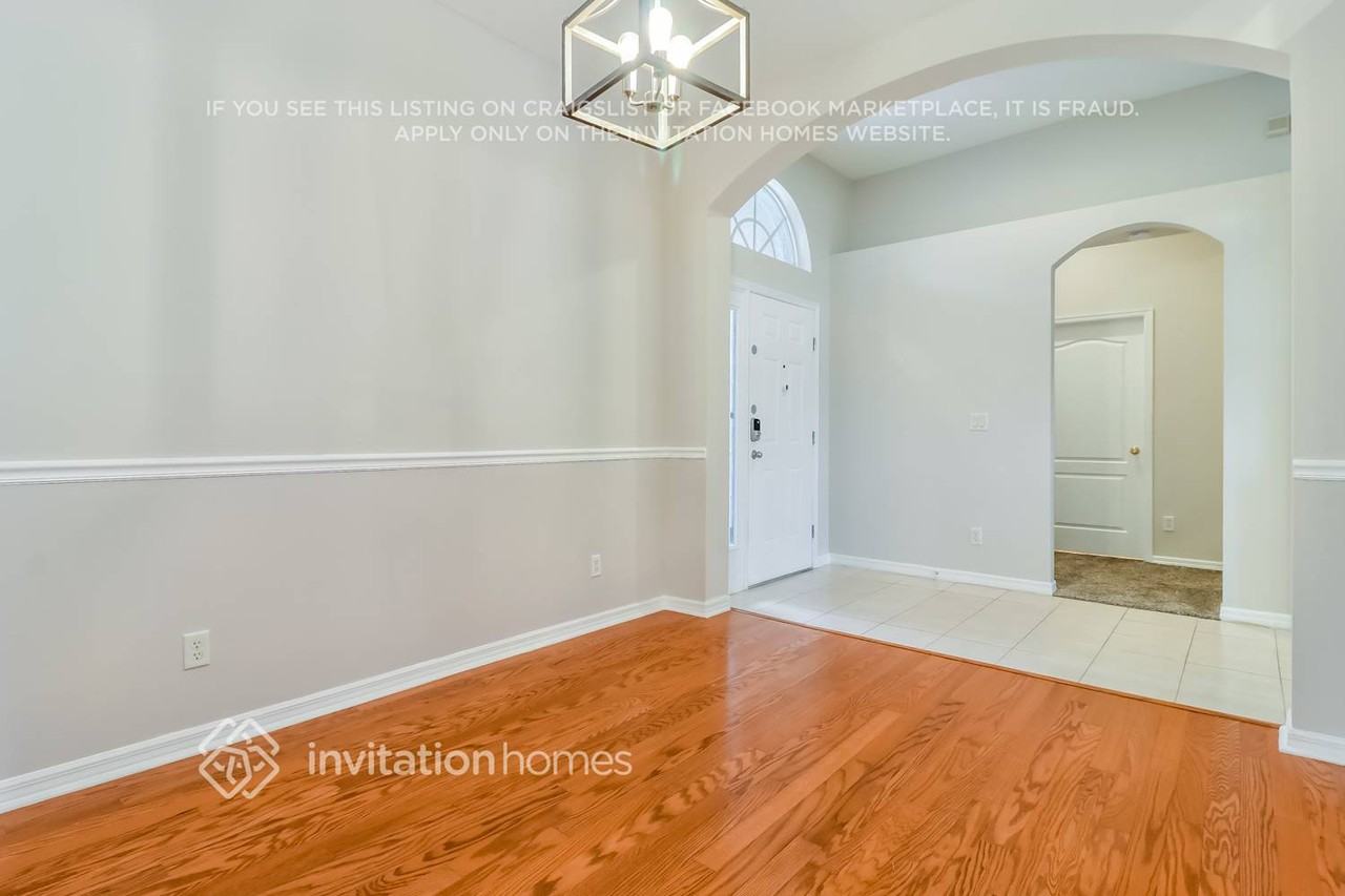 22851 Hawk Hill Loop - Photo 2 of 16