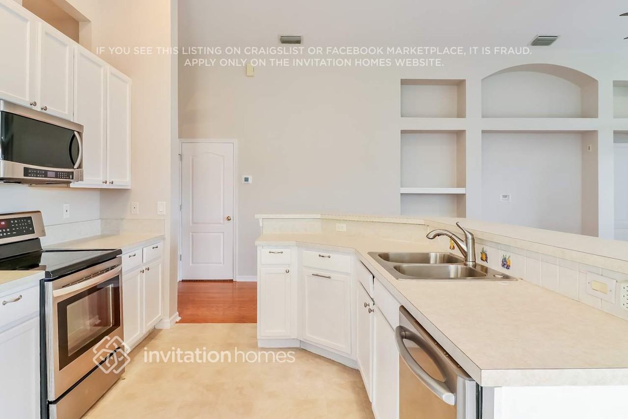 22851 Hawk Hill Loop - Photo 5 of 16