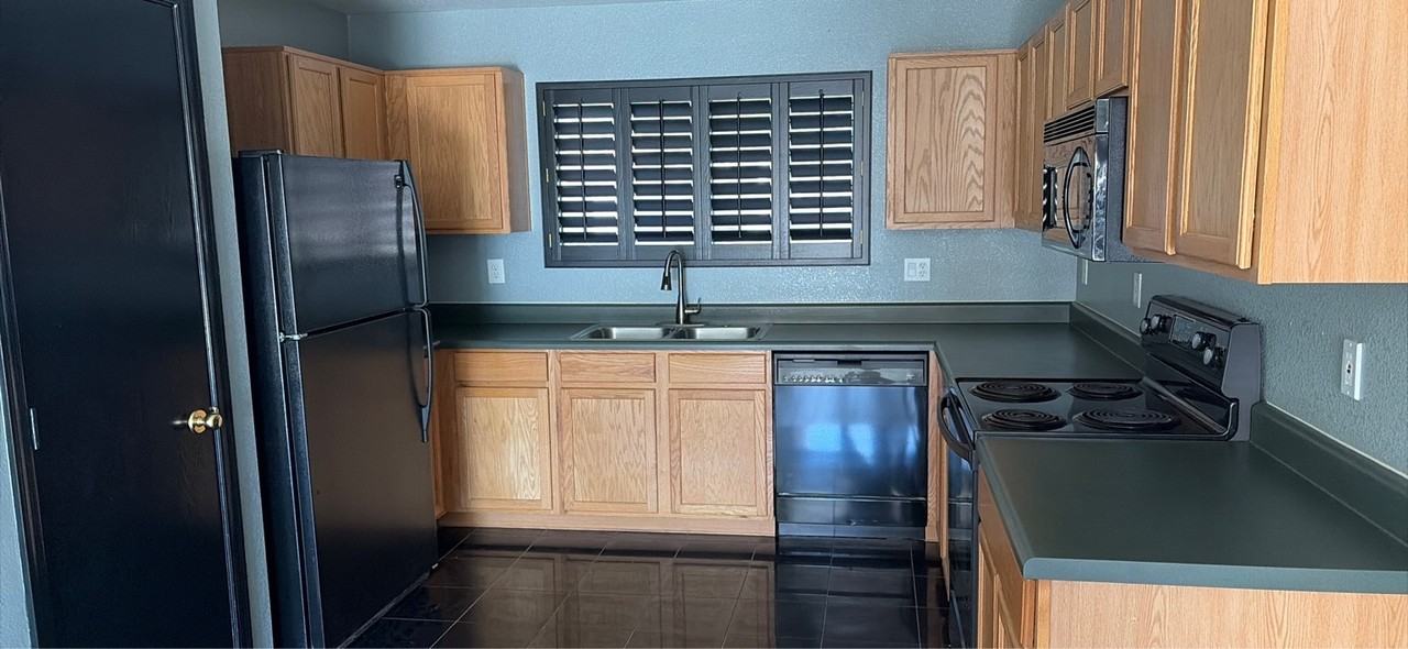 3448 S Chaparral Rd - Photo 2 of 12