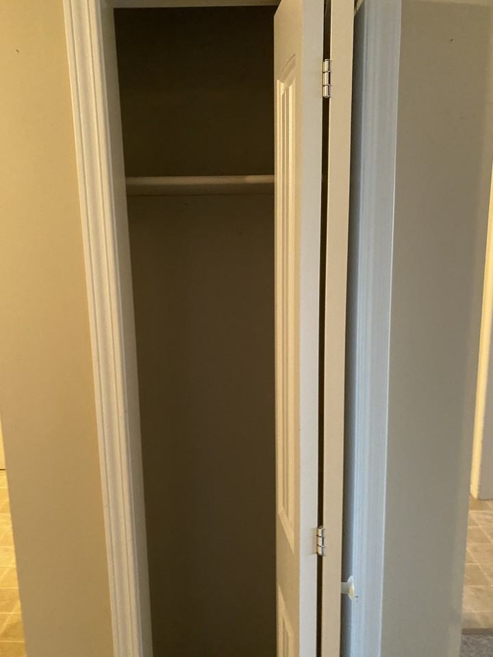 Gateway Apartments - Photo 5 of 10