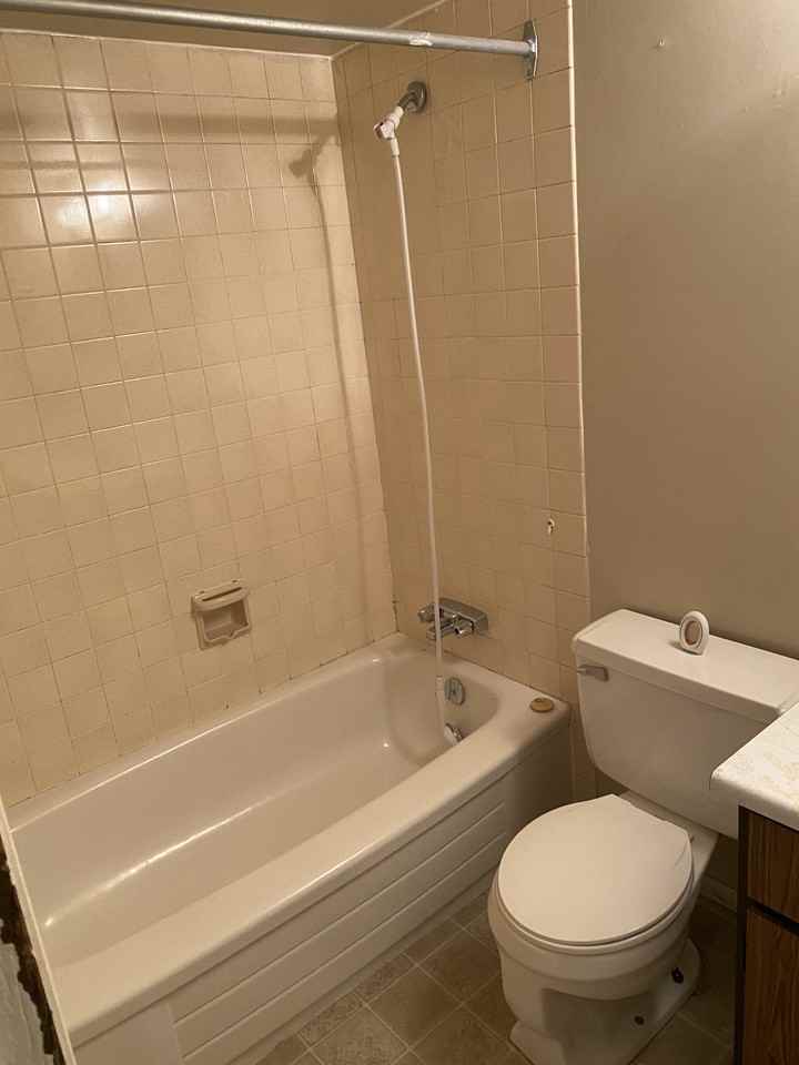 Gateway Apartments - Photo 6 of 10