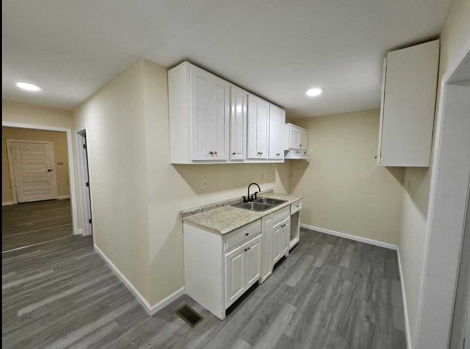 1101 Truitt Ave #1 - Photo 3 of 10