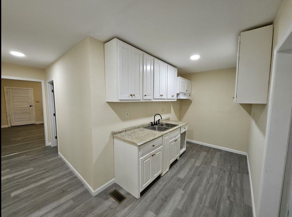 1101 Truitt Ave #1 - Photo 7 of 10