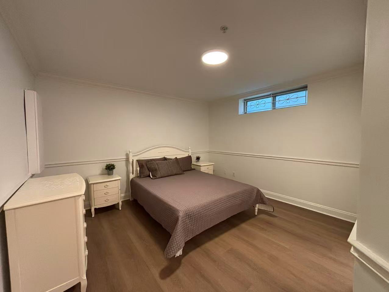 2384 West 21st Avenue - Photo 5 of 11