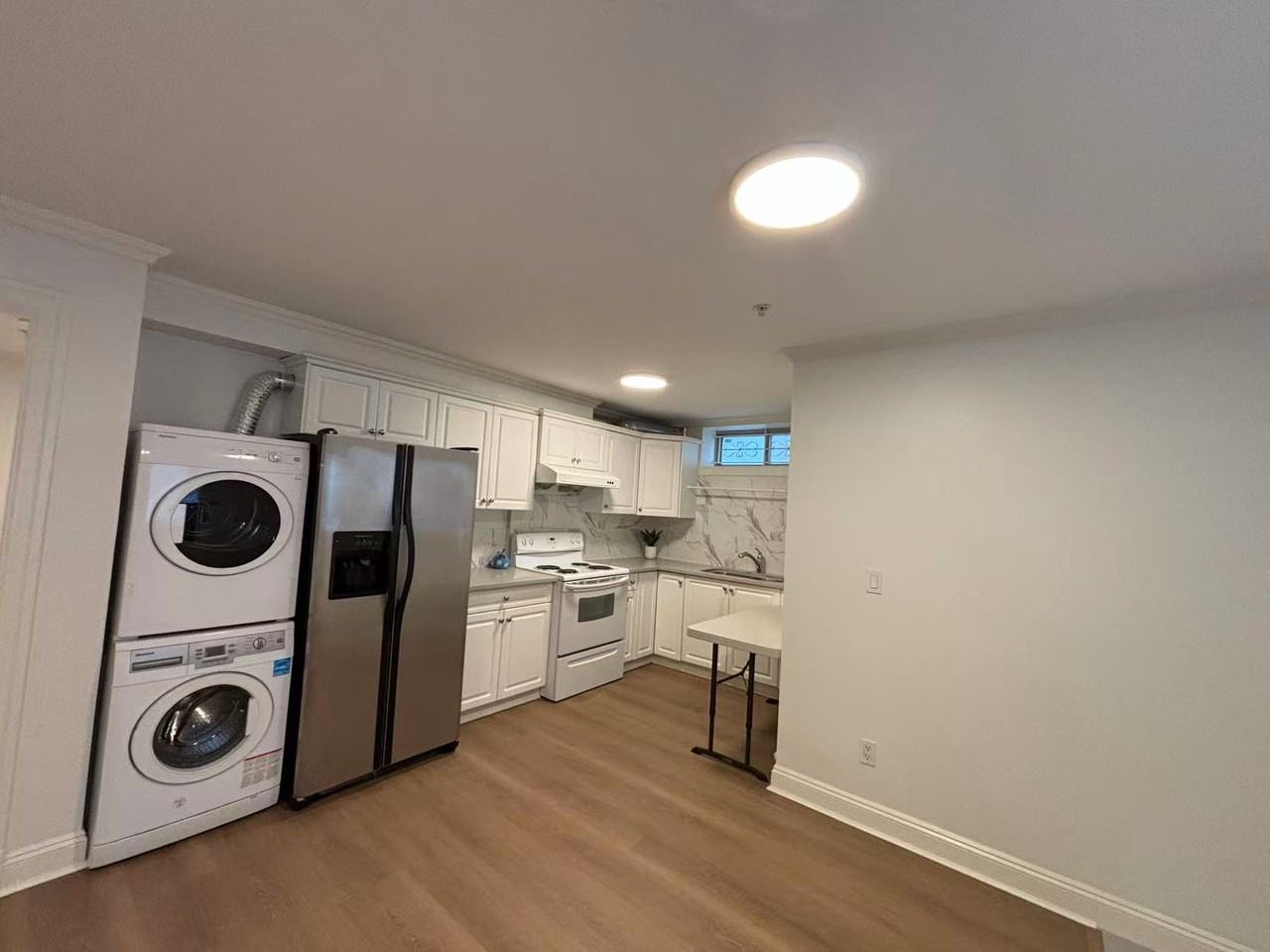 2384 West 21st Avenue - Photo 3 of 11