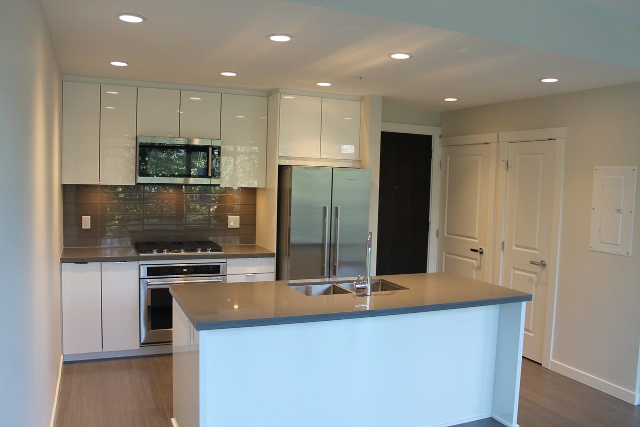 255 1st St W - Photo 3 of 21