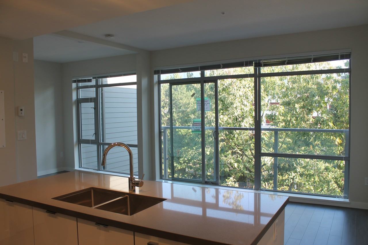 255 1st St W - Photo 7 of 21