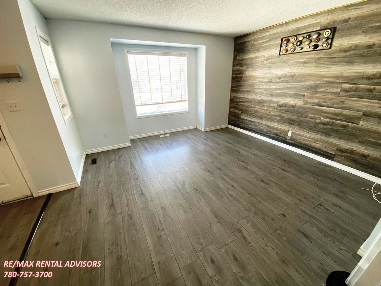 716 88 St Sw - Photo 7 of 26