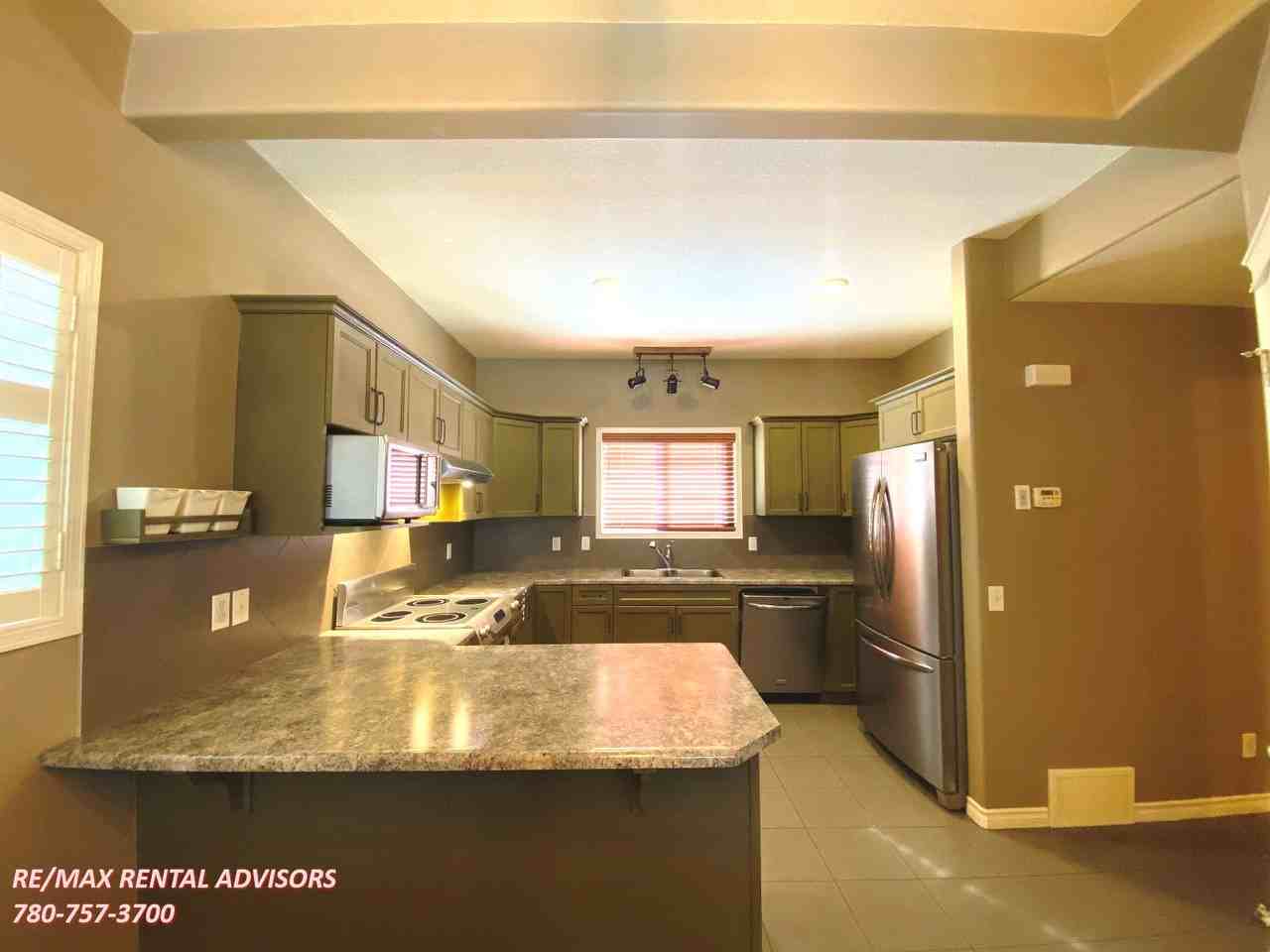 21207 59 Ave Nw - Photo 3 of 19