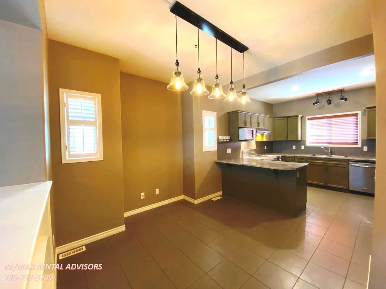 21207 59 Ave Nw - Photo 5 of 19