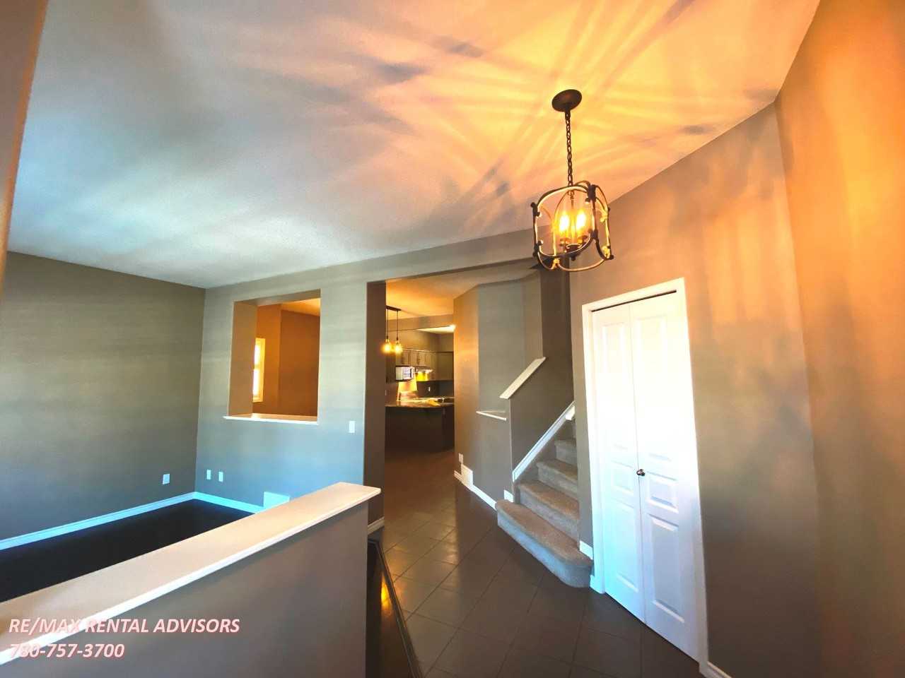 21207 59 Ave Nw - Photo 7 of 19