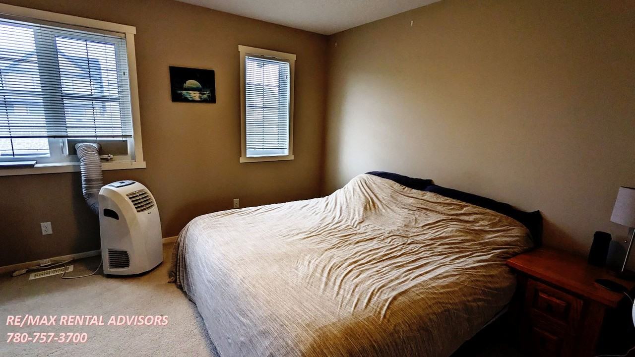 91 Marine Dr Se - Photo 7 of 16