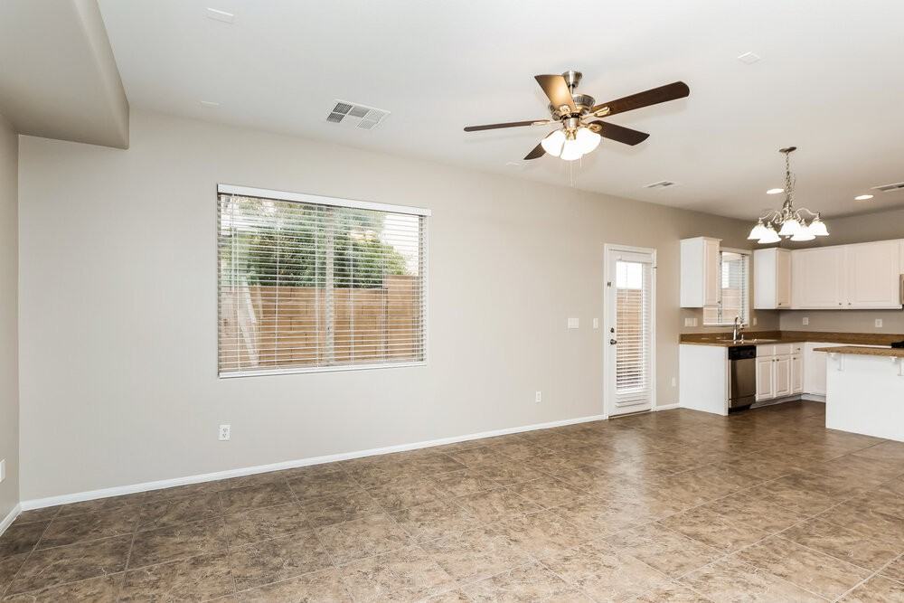 604 Sumatra Pl - Photo 5 of 17