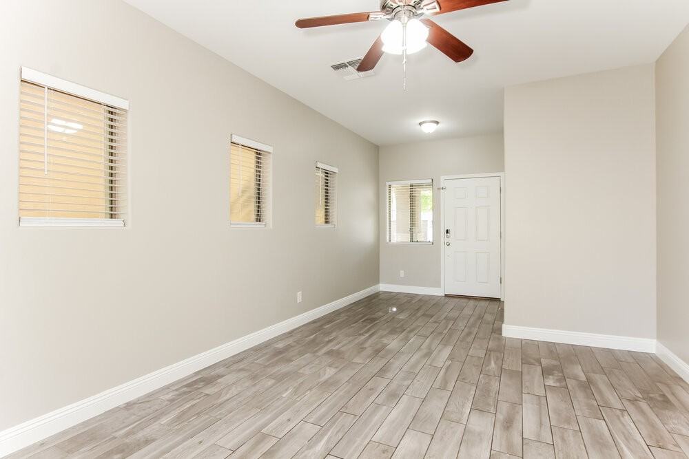 10225 W Camelback Rd - Photo 5 of 20