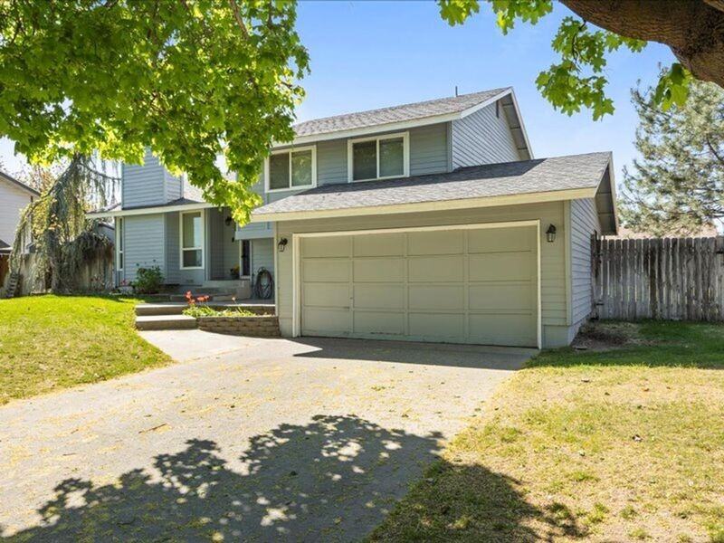 8307 W Grand Ronde Pl - Photo 5 of 34