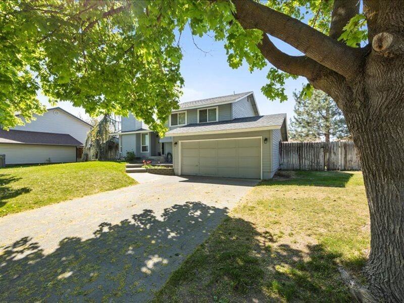 8307 W Grand Ronde Pl - Photo 6 of 34