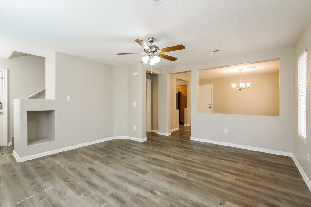 63 Belle Maison Ave - Photo 5 of 17