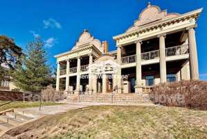 featured image of 669 17th St #667