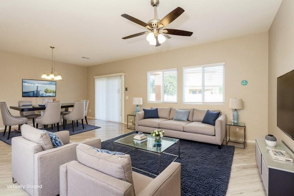 8391 W Kittiwake Ln - Photo 3 of 19